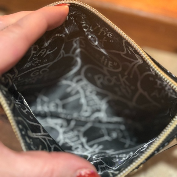 BETSEY JOHNSON WOMEN'S WRISTLET NATURAL BLACK No strap - Picture 10 of 13